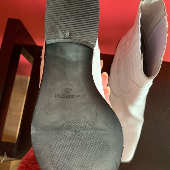 White Croc Booties - Picture 4 of 5